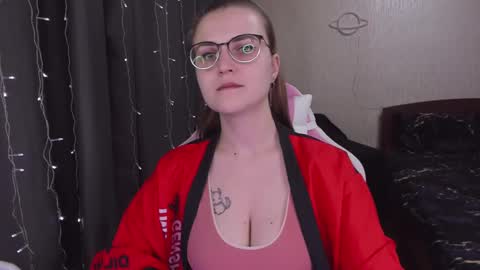 Snapshot of eva_orchid chatting on March 2025 03:56:01 PM Eva online show from March 2025 03:56:01 PM