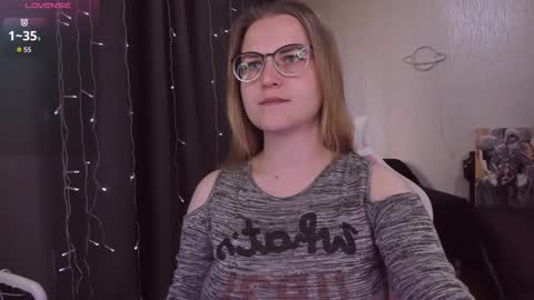 Snapshot of eva_orchid chatting on September 2025 11:13:02 AM Eva online show from September 2025 11:13:02 AM