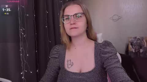 Snapshot of eva_orchid chatting on October 2025 11:27:02 AM Eva online show from October 2025 11:27:02 AM