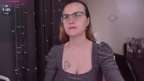 Snapshot of eva_orchid chatting on October 2025 09:51:01 AM Eva online show from October 2025 09:51:01 AM