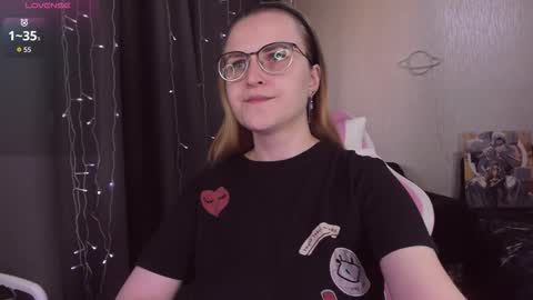 Snapshot of eva_orchid chatting on October 2025 11:51:02 AM Eva online show from October 2025 11:51:02 AM