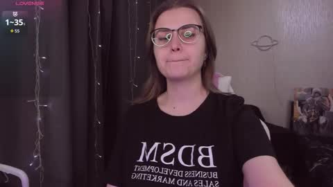 Snapshot of eva_orchid chatting on October 2025 10:16:02 AM Eva online show from October 2025 10:16:02 AM