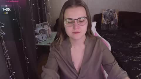 Snapshot of eva_orchid chatting on October 2025 10:49:01 AM Eva online show from October 2025 10:49:01 AM