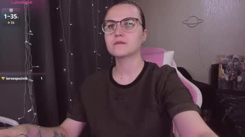 Snapshot of eva_orchid chatting on October 2025 10:26:01 AM Eva online show from October 2025 10:26:01 AM