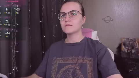 Snapshot of eva_orchid chatting on October 2025 11:56:02 AM Eva online show from October 2025 11:56:02 AM