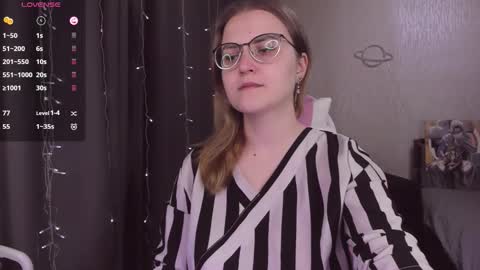 Snapshot of eva_orchid chatting on November 2025 12:05:01 PM Eva online show from November 2025 12:05:01 PM