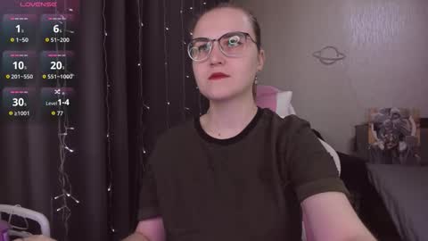 Snapshot of eva_orchid chatting on November 2025 10:48:02 AM Eva online show from November 2025 10:48:02 AM