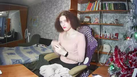 Snapshot of eva_princess__ chatting on January 2025 06:33:02 PM Eva The Princess online show from January 2025 06:33:02 PM