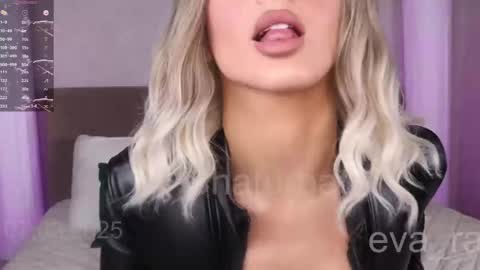 Snapshot of eva_ra chatting on March 2025 09:31:02 PM Eva online show from March 2025 09:31:02 PM