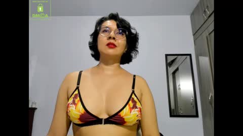 Eva online show from December 2024 07:21:01 PM