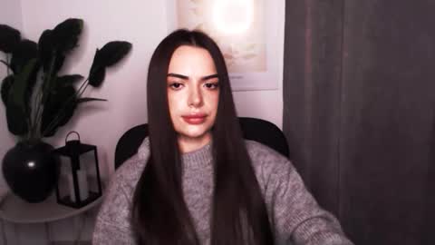 Snapshot of eva_rossee_ chatting on December 2025 02:24:02 PM Eva online show from December 2025 02:24:02 PM