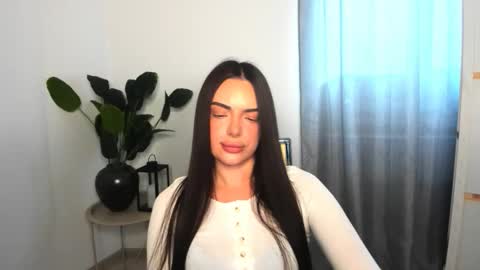 Snapshot of eva_rossee_ chatting on February 2026 01:18:02 PM Eva online show from February 2026 01:18:02 PM