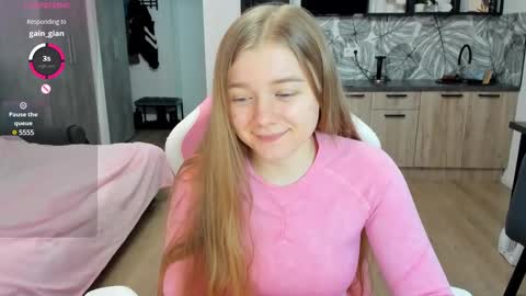 Snapshot of eva_tomiok chatting on December 2024 11:33:02 AM Eva online show from December 2024 11:33:02 AM