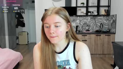 Snapshot of eva_tomiok chatting on January 2025 05:15:02 AM Eva online show from January 2025 05:15:02 AM