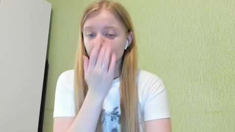 Snapshot of eva_tomiok chatting on October 2025 06:05:01 PM Eva online show from October 2025 06:05:01 PM