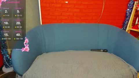 Hi Im Eva new here online show from December 2025 03:31:01 PM