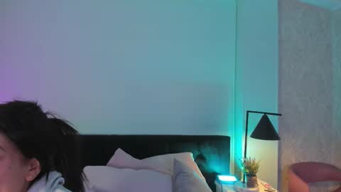 julieth online show from October 2025 11:47:01 AM