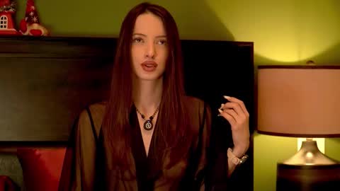 Eva online show from December 2025 10:04:01 PM