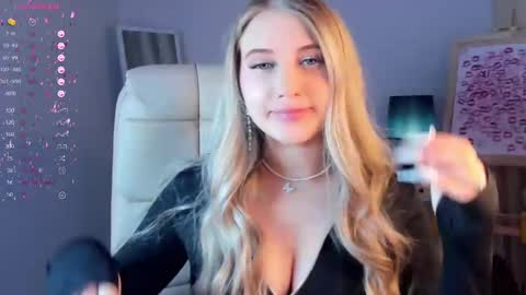 Snapshot of evacadooo chatting on February 2025 02:36:02 AM Eva online show from February 2025 02:36:02 AM