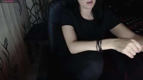 Snapshot of evadream1 chatting on October 2025 05:35:02 PM EVADREAM online show from October 2025 05:35:02 PM