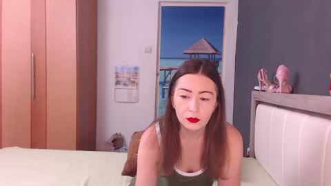 Snapshot of evafromheaven chatting on November 2025 06:48:01 AM Eva online show from November 2025 06:48:01 AM