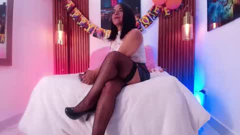 EVA GODDESS  online show from October 2025 07:58:02 PM