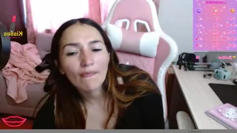 Snapshot of evagrays chatting on September 2025 10:10:01 PM Eva online show from September 2025 10:10:01 PM