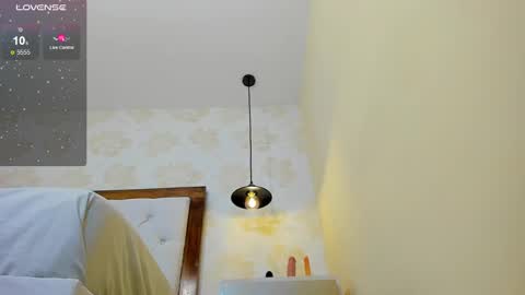 Snapshot of evagreco chatting on February 2025 05:42:02 AM E V A online show from February 2025 05:42:02 AM