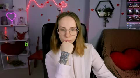 Snapshot of evalora_vei chatting on April 2026 07:22:02 PM evalora online show from April 2026 07:22:02 PM