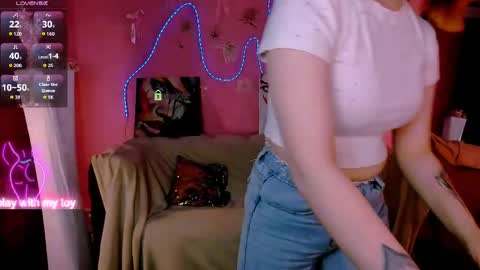 Snapshot of evalora_vei chatting on May 2026 05:58:02 AM evalora online show from May 2026 05:58:02 AM