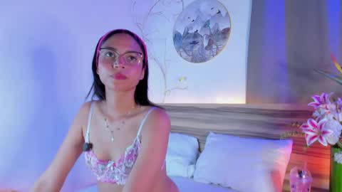 Snapshot of evalune_ chatting on May 2026 09:09:02 PM . online show from May 2026 09:09:02 PM