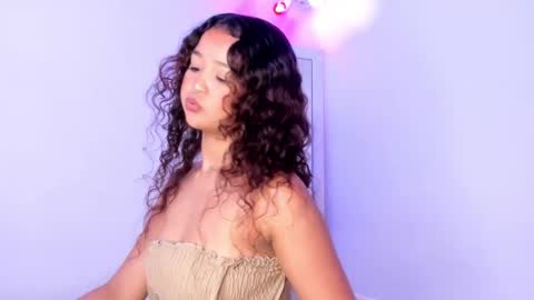 Snapshot of evalunna__ chatting on March 2025 11:35:02 PM Eva Luna online show from March 2025 11:35:02 PM