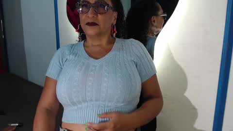 Eva Mills online show from February 2025 07:53:02 PM