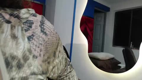 Eva Mills online show from February 2025 02:46:02 PM