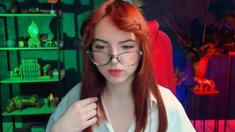 Eva  online show from January 2025 08:29:01 AM