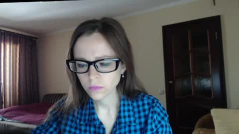 Snapshot of evangeline06 chatting on May 2026 08:31:01 AM YourMistress online show from May 2026 08:31:01 AM