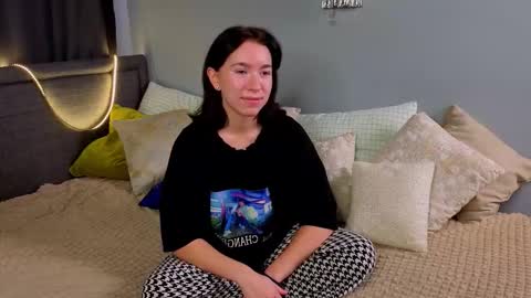 Im Nelly online show from November 2025 08:16:02 AM