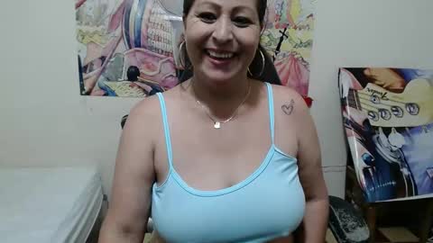 Snapshot of evangelinhotxxx33 chatting on February 2025 12:15:02 AM Eva online show from February 2025 12:15:02 AM