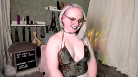 Evan Harlowe online show from December 2025 11:33:02 PM