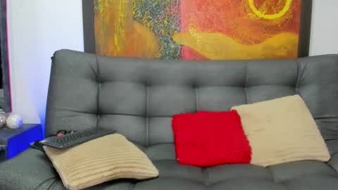 Snapshot of evans_susana chatting on October 2025 04:05:02 PM Evan and Susan online show from October 2025 04:05:02 PM