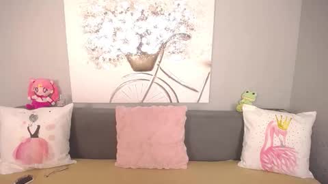 Adelina online show from November 2025 05:29:02 AM