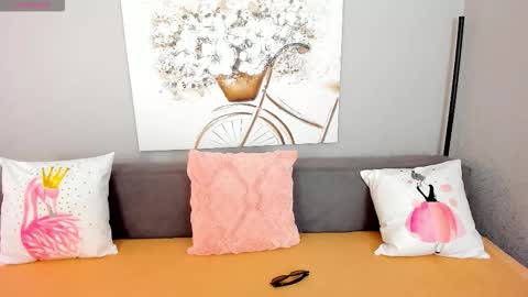 Adelina online show from November 2025 05:30:02 AM