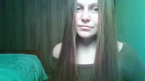 evasapples2026 online show from February 2026 11:21:02 PM