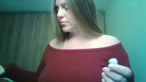 evasapples2026 online show from May 2026 05:10:02 PM