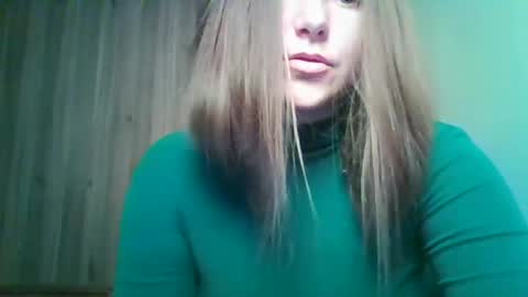 evasapples2026 online show from June 2026 03:47:02 PM