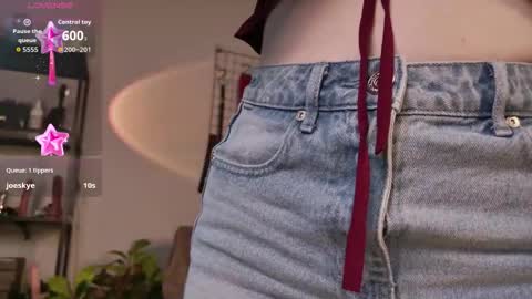 Snapshot of evaselin chatting on October 2025 05:26:02 AM Eva online show from October 2025 05:26:02 AM