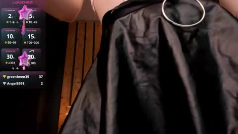 Snapshot of evaselin chatting on November 2025 05:18:01 AM Eva online show from November 2025 05:18:01 AM