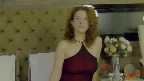 EveHamilton online show from October 2025 08:29:01 PM