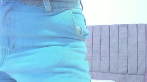 evelin__thompsson online show from June 2026 03:12:01 AM
