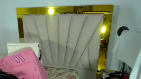 Snapshot of evelonga_707 chatting on December 2024 07:00:01 PM DAYANITA online show from December 2024 07:00:01 PM